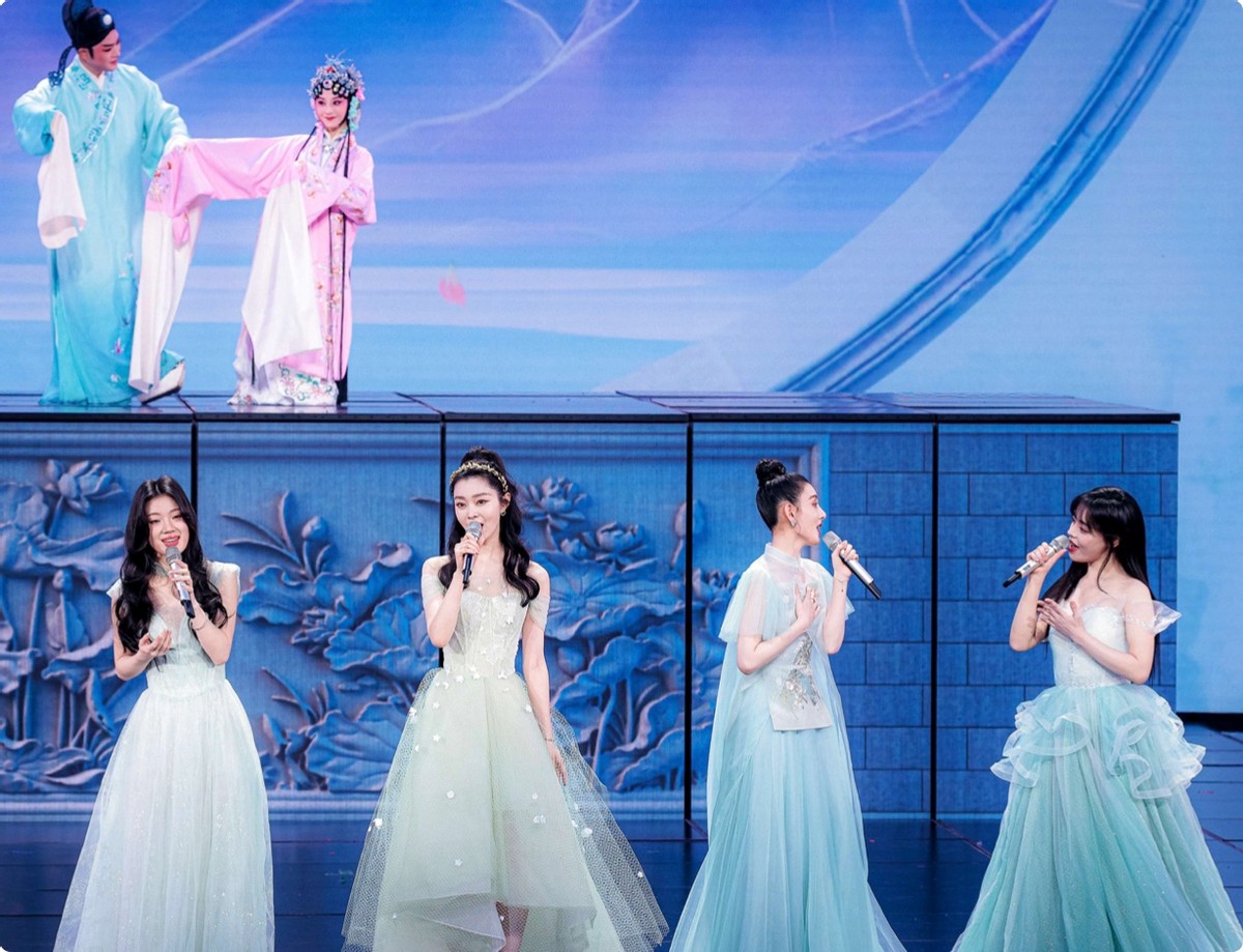 龙年春晚阵容曝光！近20位明星大咖坐镇，大半都是春晚常客