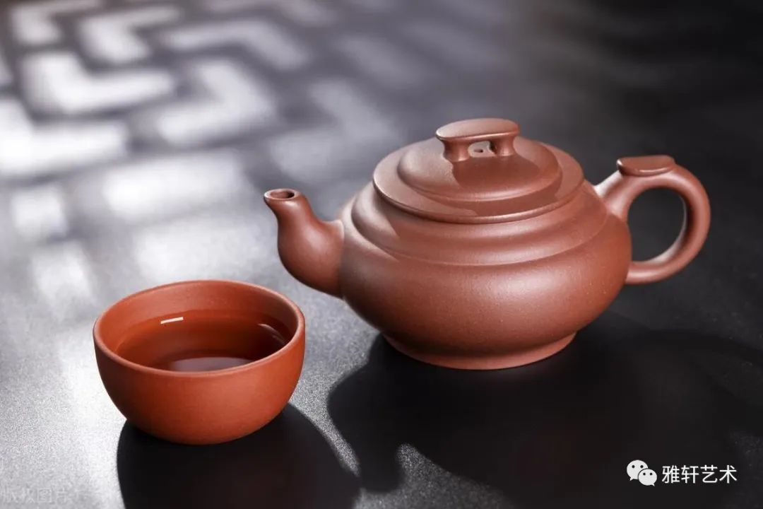 揭秘文玩界的“毒”文玩：如何避免落入陷阱？