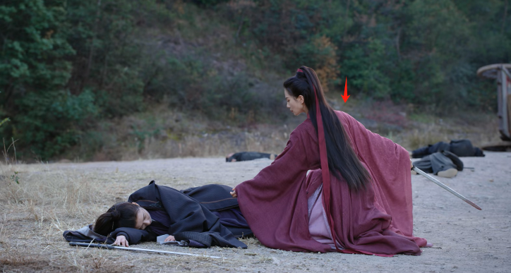 全程“梗脖子”，台词硬挤，36岁刘诗诗带来85花“教科书”式演技