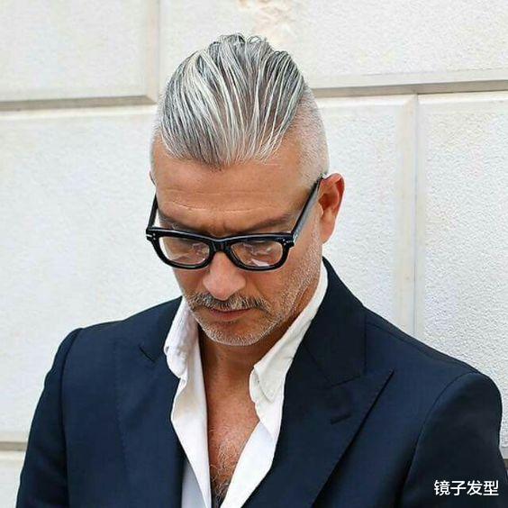 48到68岁的男士们,发型可以试试这几款,帅气有型不落伍