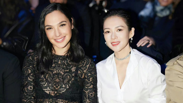 章子怡 章子怡迪奥看秀待遇竟输给韩国女团！穿皮裙靠气场赢回排面，超美