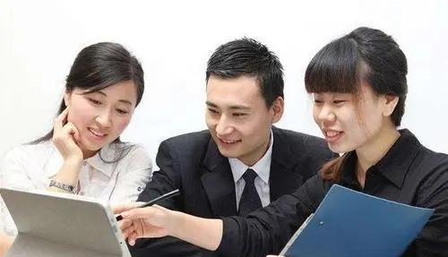 求职|为什么越来越多职场人,不再刻意去讨好领导?过来人说出真实原因