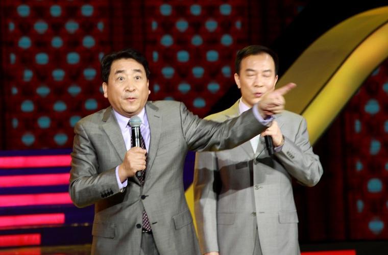 相声|春晚相声为什么“不好笑”？李宏烨用四个字评价，字字戳心