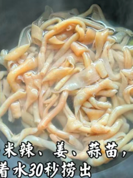 鸭肠|元旦将至,宁可少吃猪肉,也要多吃这菜,营养美味,待客有面子