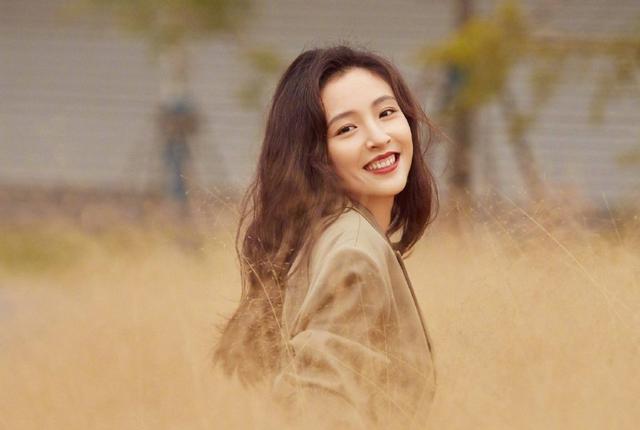 吴倩|浪姐4：吴倩口碑翻车，真人秀演过头，不自信慢热人设是假装的？