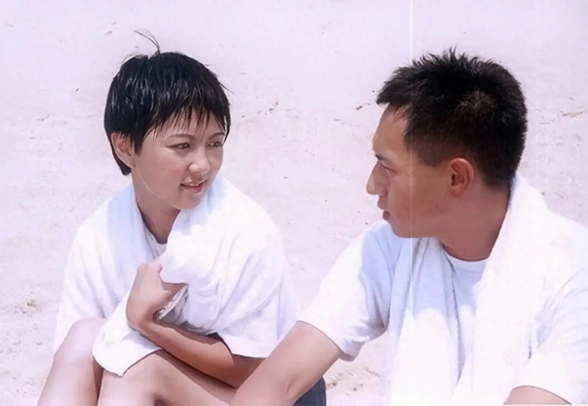 薛凯琪:40岁依旧是少女模样,因为一句不要脸深陷困扰