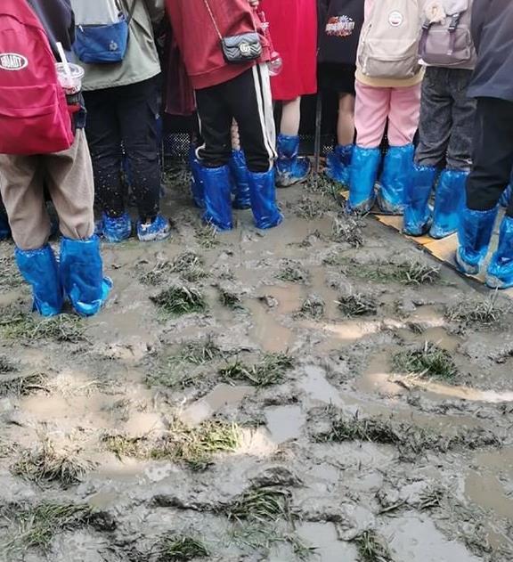 粉丝也护不住了!33岁华晨宇“无地自容”,“永远的神”终成捧杀