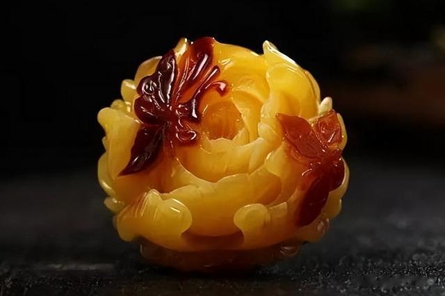 南红玛瑙|看蜜蜡新料和老料的价格,别忘了鉴别蜜蜡真假