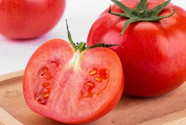 医生劝告：西红柿炒鸡蛋，尽量不要放“此物”，可能多数人做错了