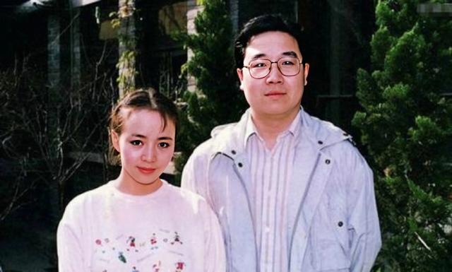 有一种婚姻“毁事业”，北大才女沦为家庭主妇，面相比老公老十岁