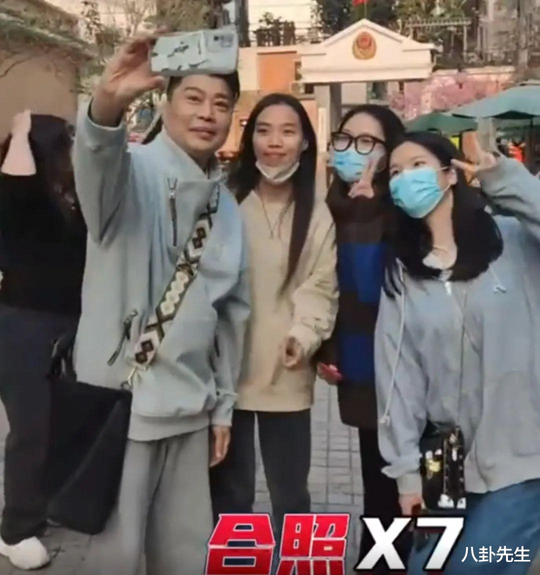 马德钟|10位港星现身广州街头：有人被吐槽不注重卫生，有人带美女齐跳舞