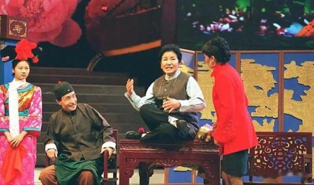 春晚|多地春晚彩排现“科目三”，却遭网友群嘲：实在不行也可以不办