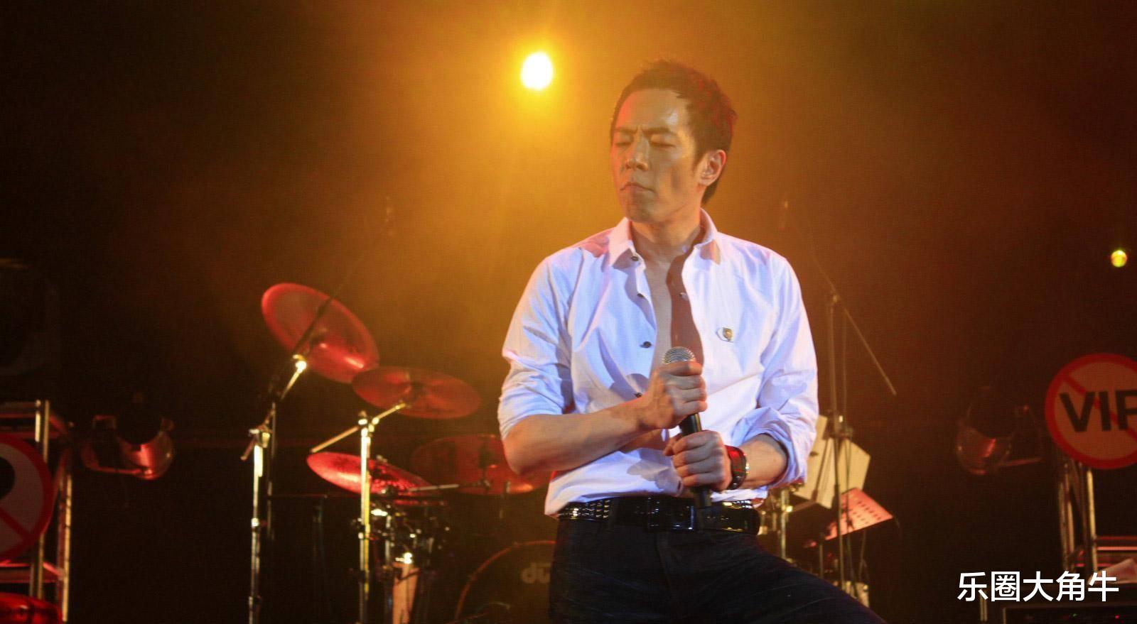 51岁朱茵现状被曝出:住深山残屋,开97年破车,活成娱乐圈李子柒