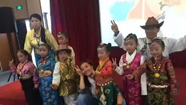 央视美女主持人慕林杉:嫁神秘富豪很幸福,如今45岁担任公司高管