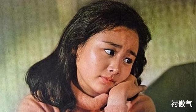 赵丽颖|65岁张瑜：一辈子无儿无女，离婚多年看到前夫还是会心动