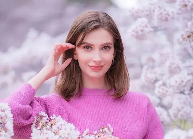 乌克兰佳丽荣获日本选美桂冠,多元审美触动日本社会敏感神经