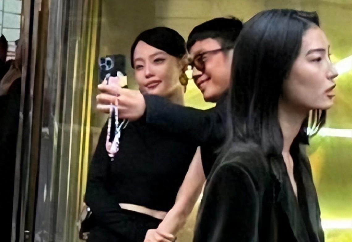 火上浇油!疯马秀官方凌晨发回应,网友叹呼:我的天哪