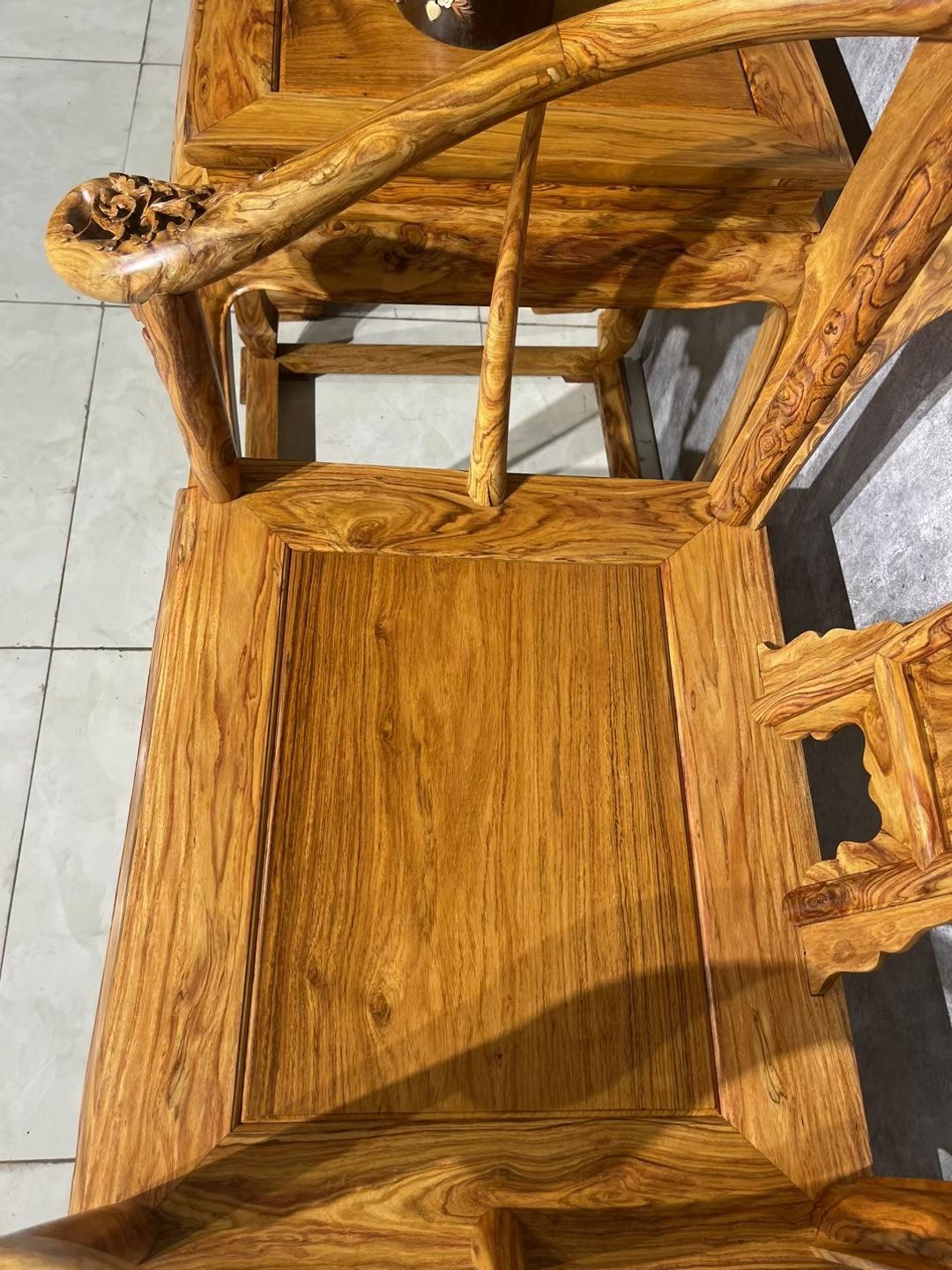 |红木家具中的瑰宝——黄花梨皇宫椅