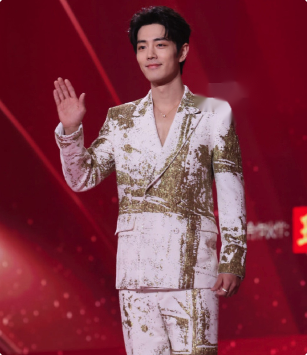 央视这一天：张颂文肿了，肖战不嫩了，黄晓明认不出了，游本昌让我哭惨了