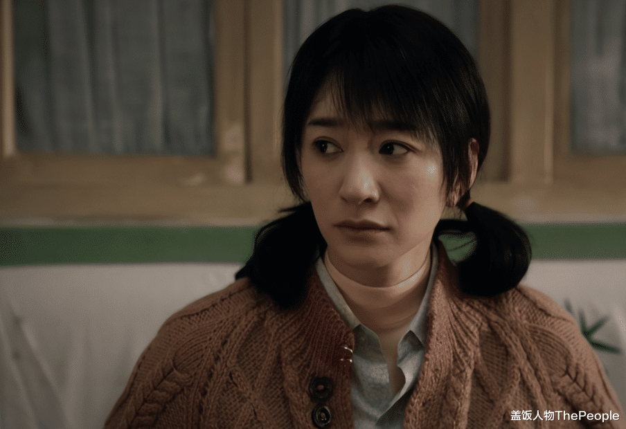 |别以为扎麻花辫、双马尾就是少女了，这8位女星扮嫩，个个辣眼睛