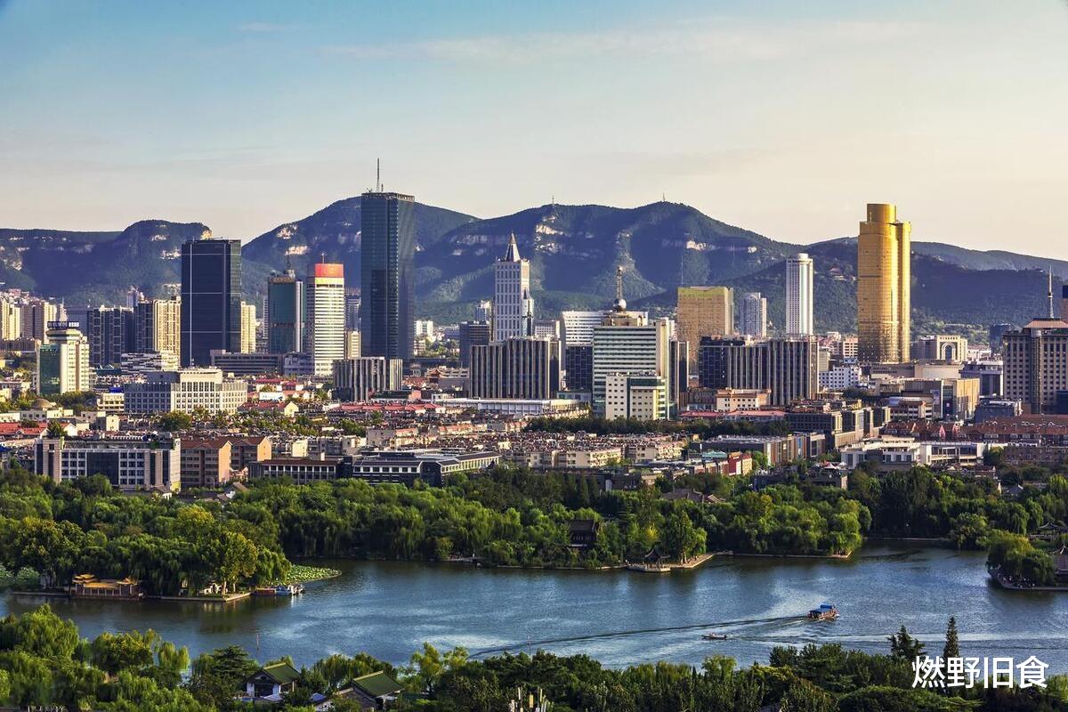 济南|被青岛风头掩盖，山东这座老城却是真正的美食之都，适合冬日逛吃