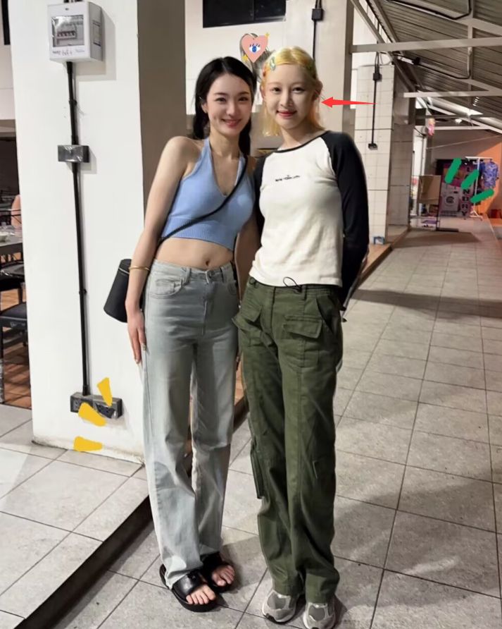 穿衣搭配|普吉岛偶遇网红痞幼,头发凌乱穿搭遭吐槽,近照浮肿被指不如素人