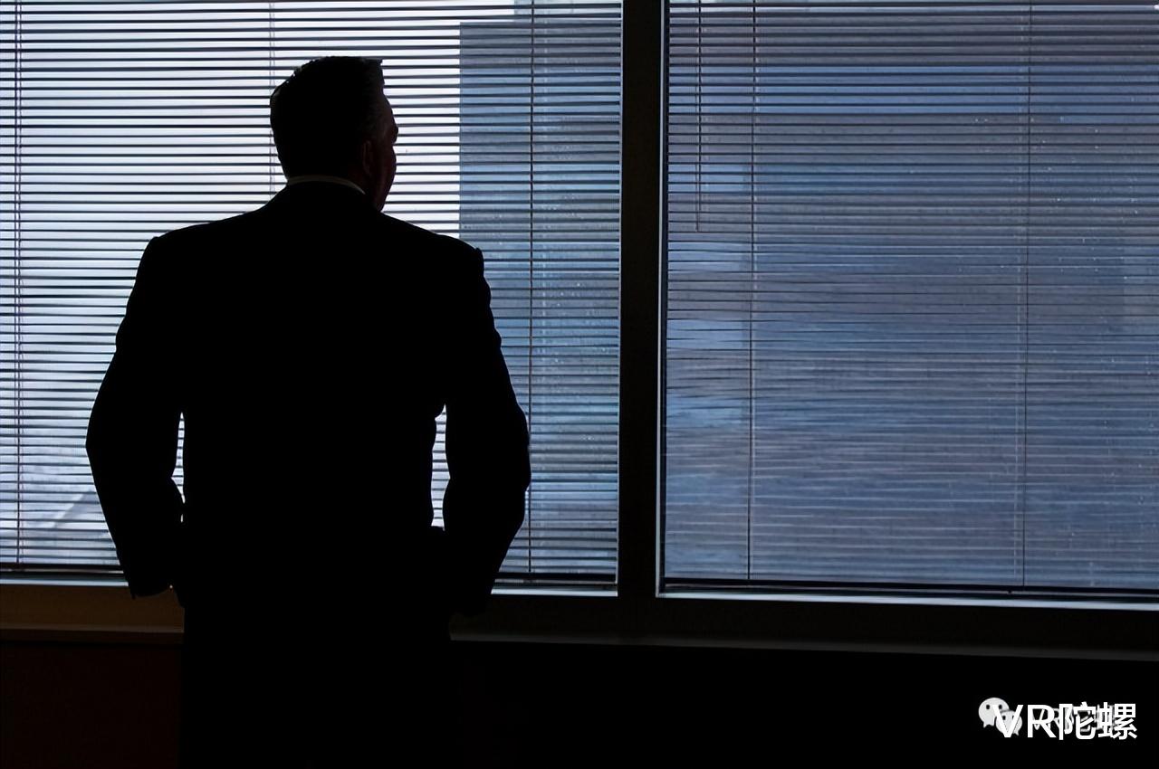 |管理混乱、毁约裁员,2023第一批离开XR厂商人才的“进”与“退”