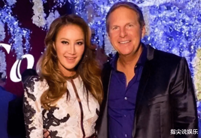 李玟离婚申请书曝光，与丈夫签2份协议，时间惹争议，网友：好狠