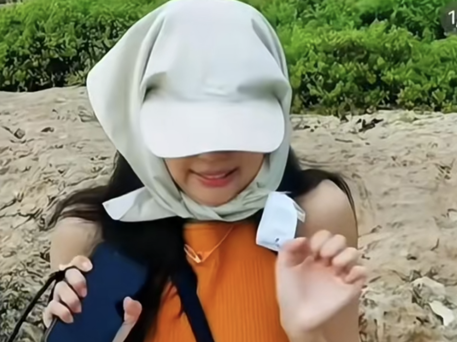 看到张元英戴上刘能同款护耳,才明白为啥她敢自称公主…