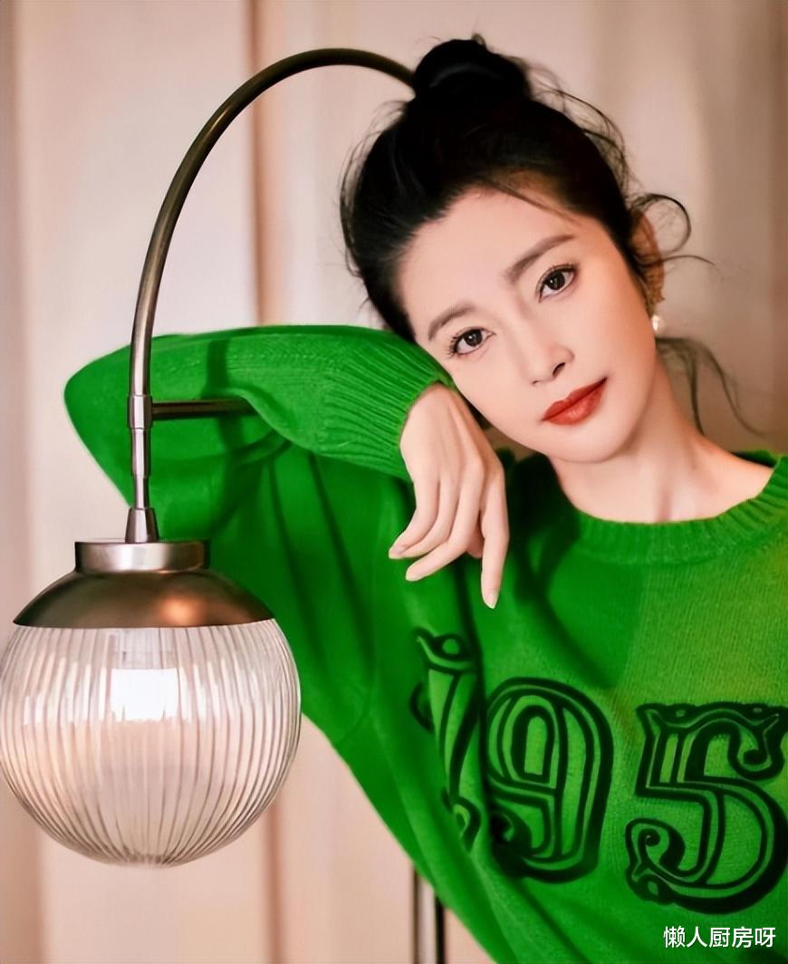 李冰冰|李冰冰：只谈恋爱不结婚，如今50岁无儿无女！