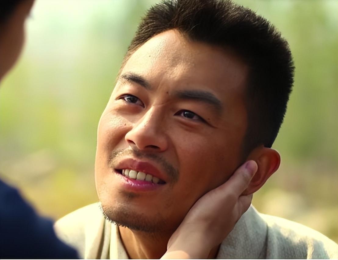 才过了3年，那个嘲讽郭麒麟的朱亚文，就因为“狂妄”付出了代价