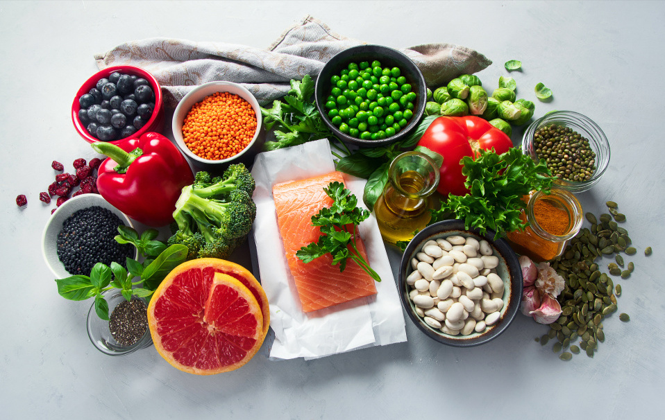 白头发增多，未必是衰老了，或是体内缺乏4种营养素，要及时补充