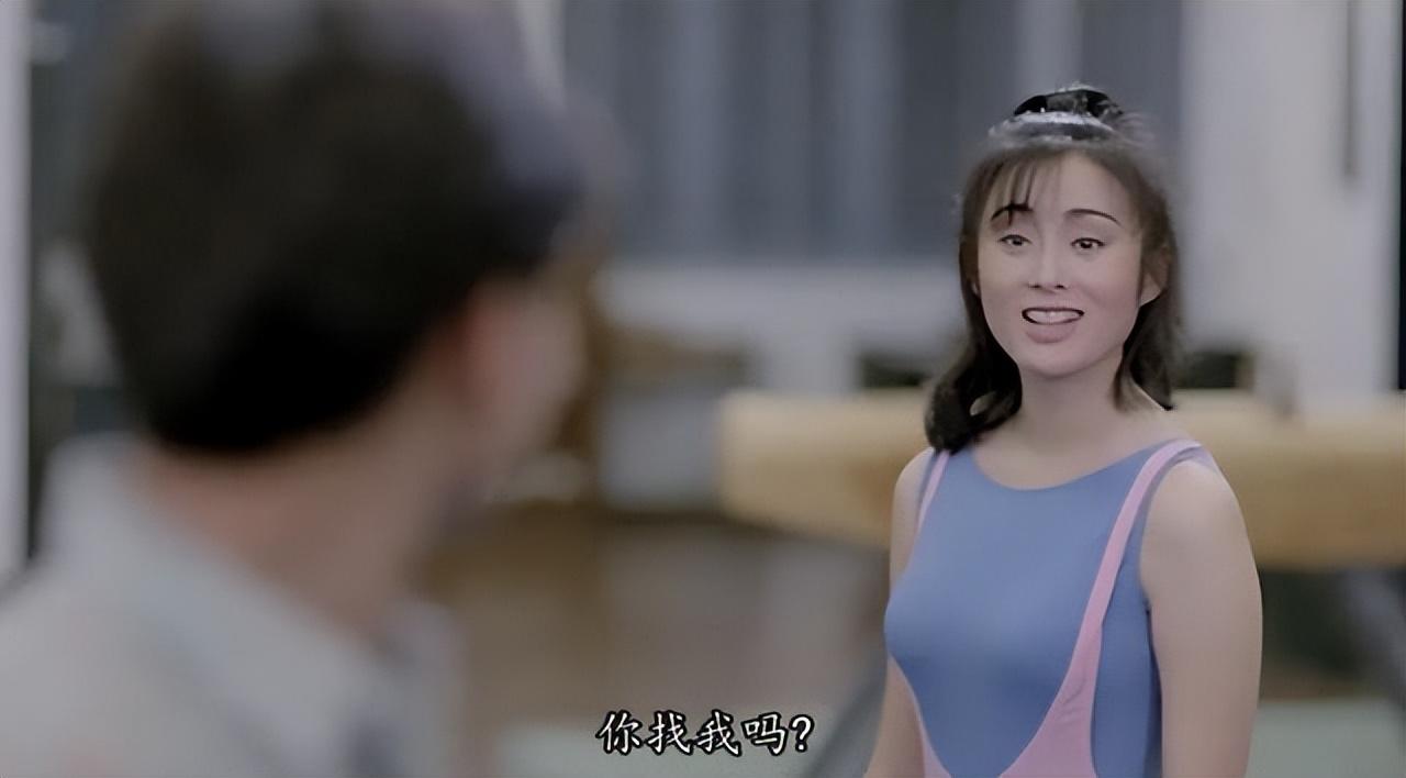 54岁的张敏：被香港大亨向华胜独宠9年，分手后嫁经纪人刘永辉