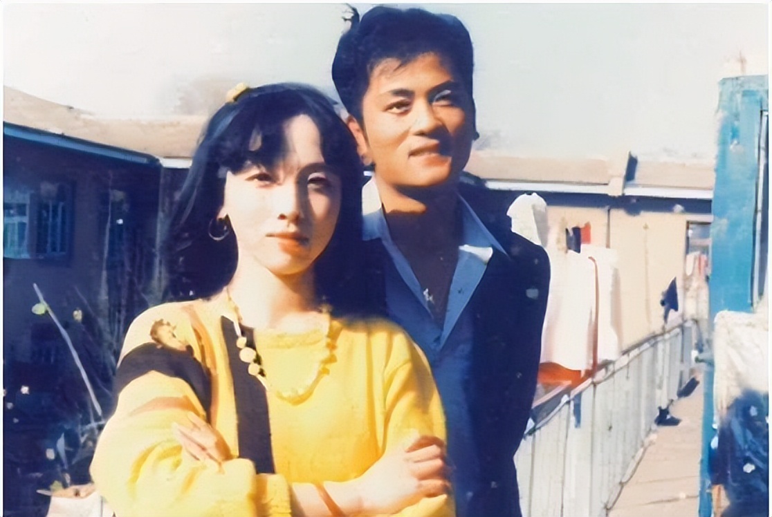 李思思|央视主持人李思思为妈妈姥姥庆生，母女拍写真共用一张脸基因强大