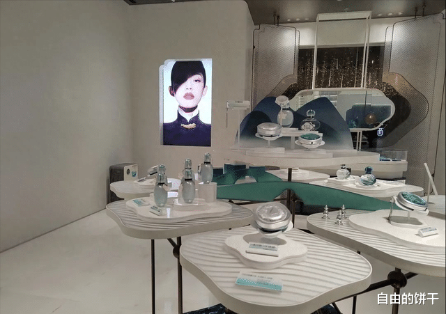 花西子急着解绑李佳琦?也许这是一个重新审视国货美妆品牌的机会