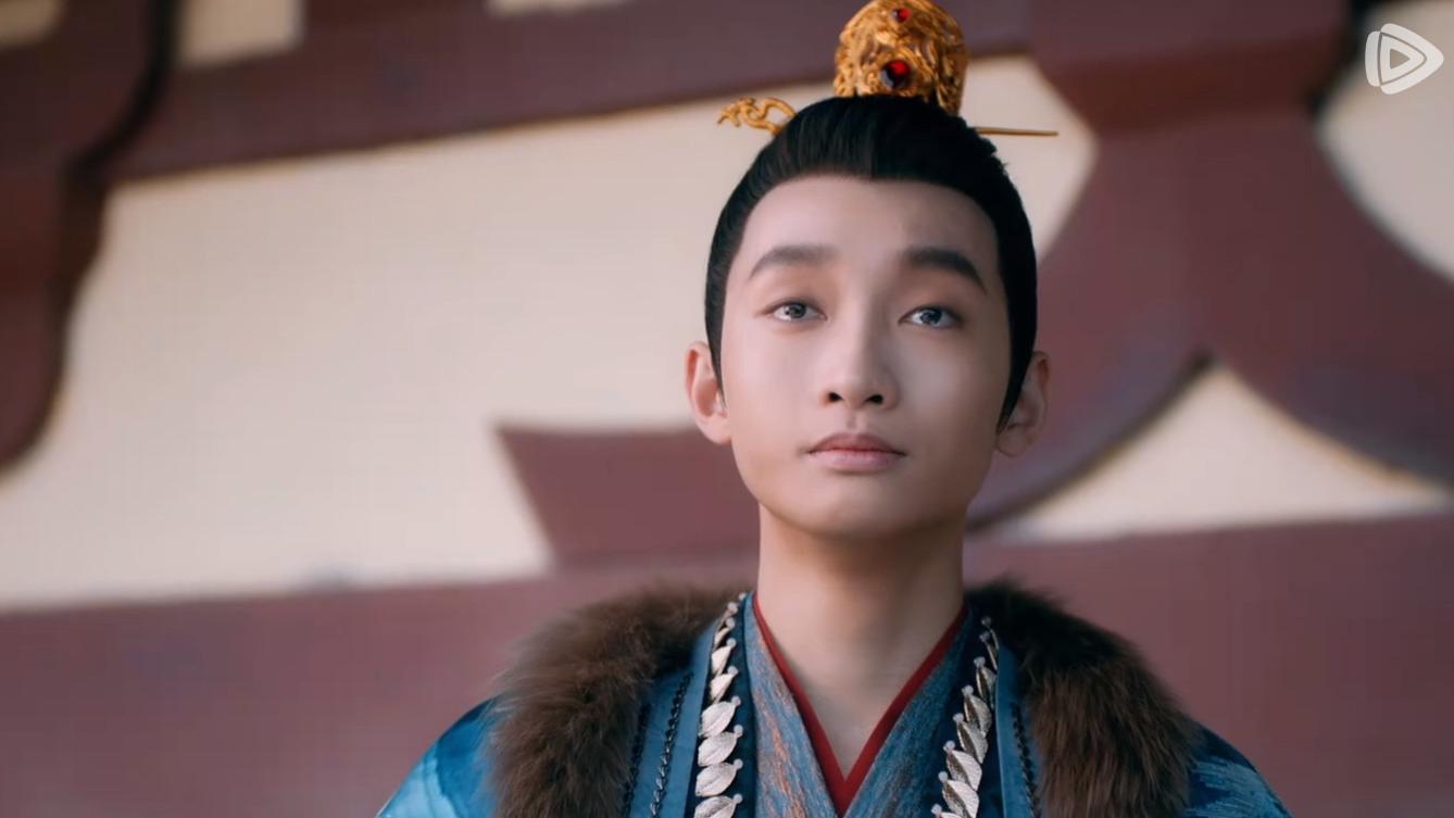 资本吃相太难看！老板为捧儿子投资千万拍剧，配角均是未成年