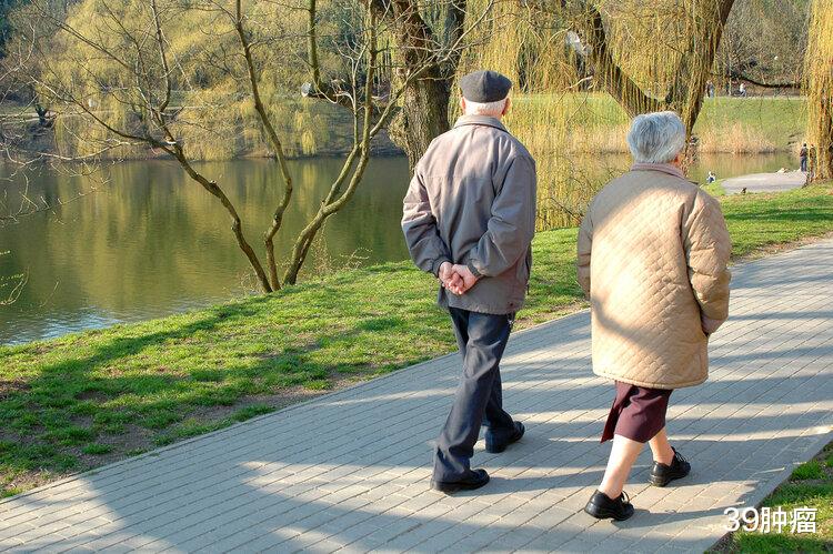 老人瘦才更长寿？研究发现：80岁后超重更长寿，轻度肥胖并非坏事