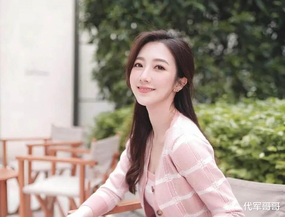 又一位女星官宣结婚！老公帅气多金，恋情曝光才3个月，否认未婚先孕