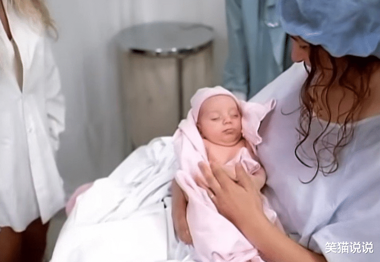 布兰妮曝曾为贾老板堕胎,贾斯丁被骂上热搜不回应,网友扒出女方早年歌曲已透露!