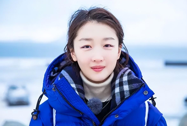 金鸡一夜,周冬雨终于为自己的“目中无人”,付出了代价