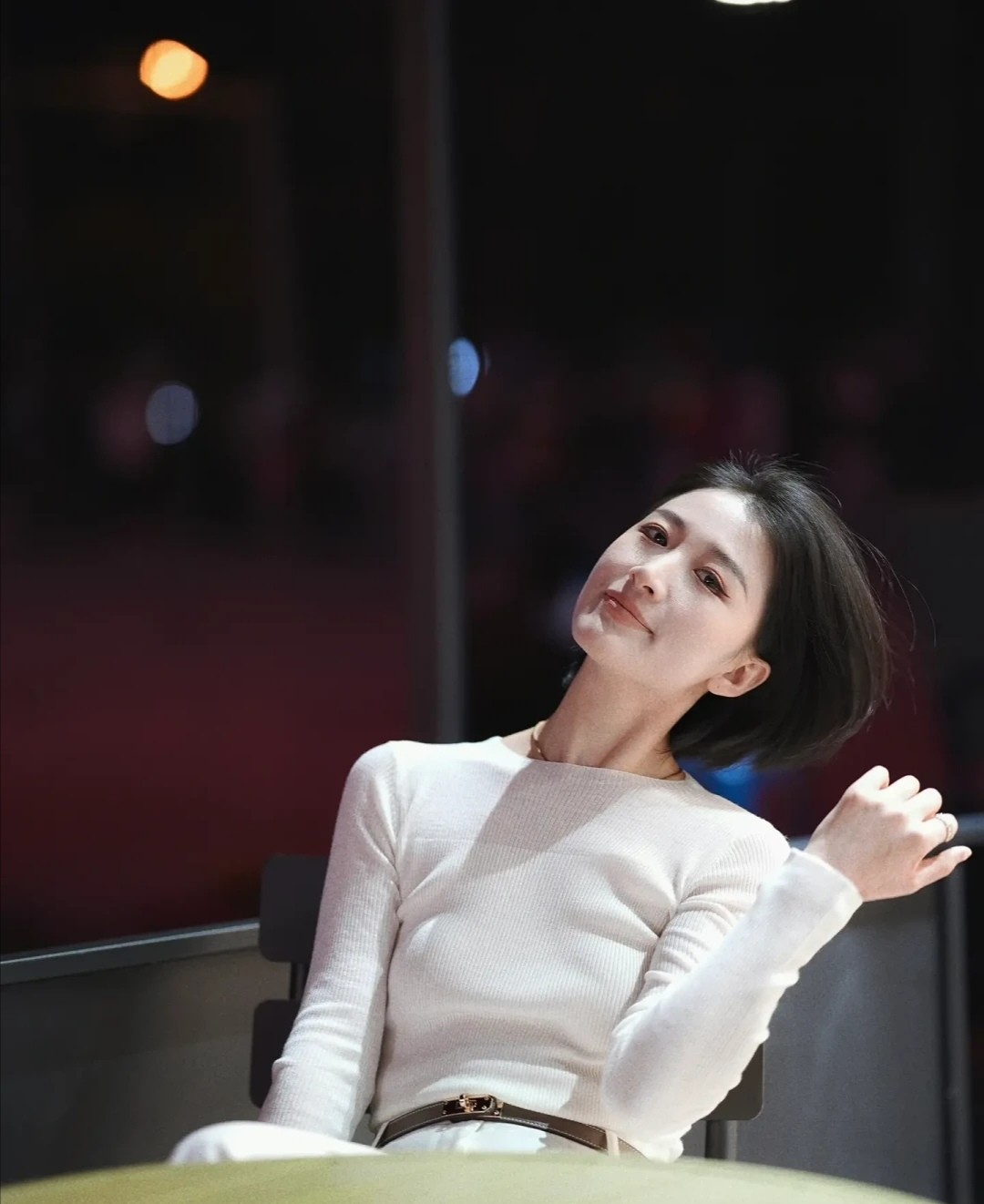 短发 女人不管多大年纪，一定要剪一次露耳短发，大气利落又有高级感