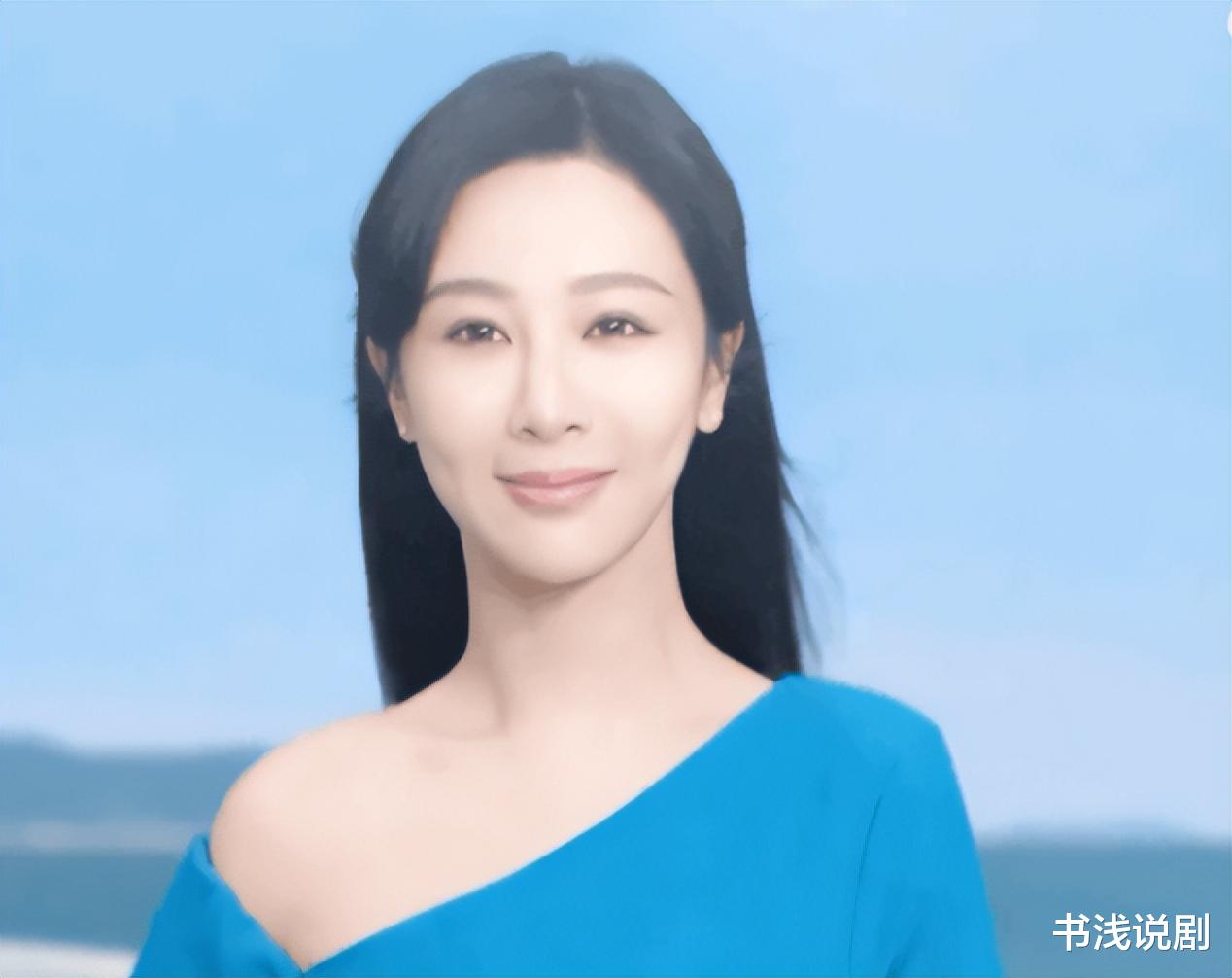 杨紫 微博之夜专访，杨紫要减肥，白鹿苦笑说快透支了，肖战发言太清醒
