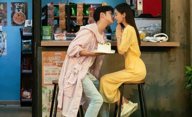 西瓜 演“姐弟恋”不违和的7位女星,不油腻、不辣眼睛,个个浑然天成