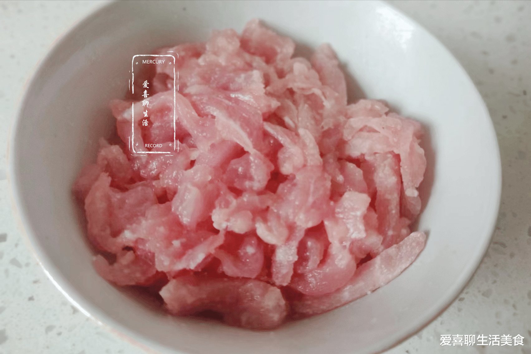 茭白|立秋后，记得吃“秋季第一鲜”，5块一把人人吃得起，炒着吃特鲜！