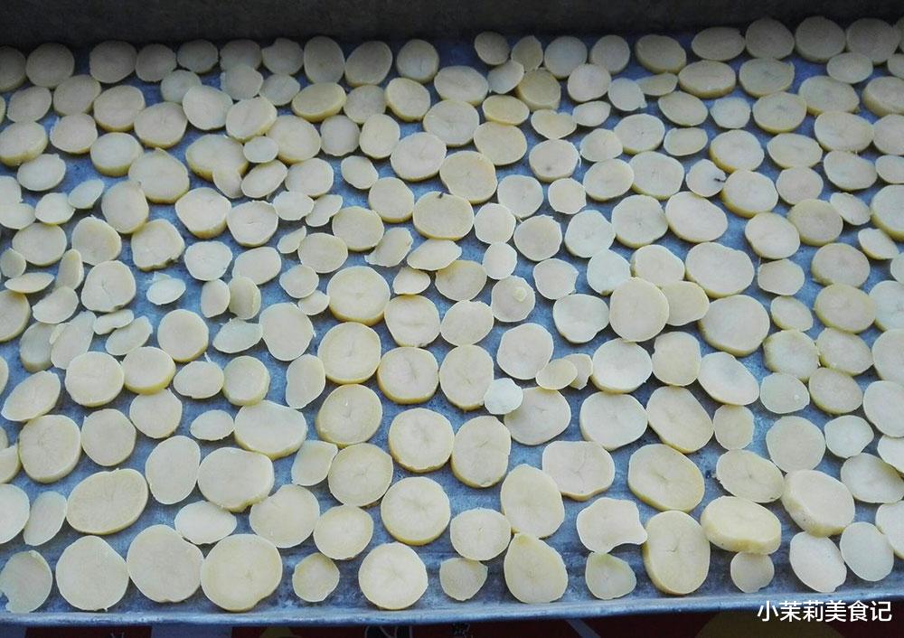 萝卜|入冬前囤菜,别光囤萝卜白菜,这5种好吃又便宜,多买些保存起来,随吃随取,冬天不愁没好菜