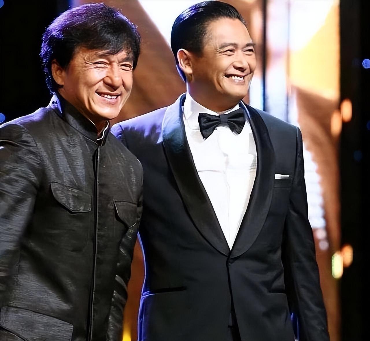 周润发37年不和成龙合作，为了妻子丁克一辈子，称死后会捐出56亿