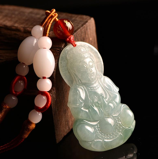 玉雕|万千玉雕师止步于此，看似简单的玉雕开脸到底有多难？
