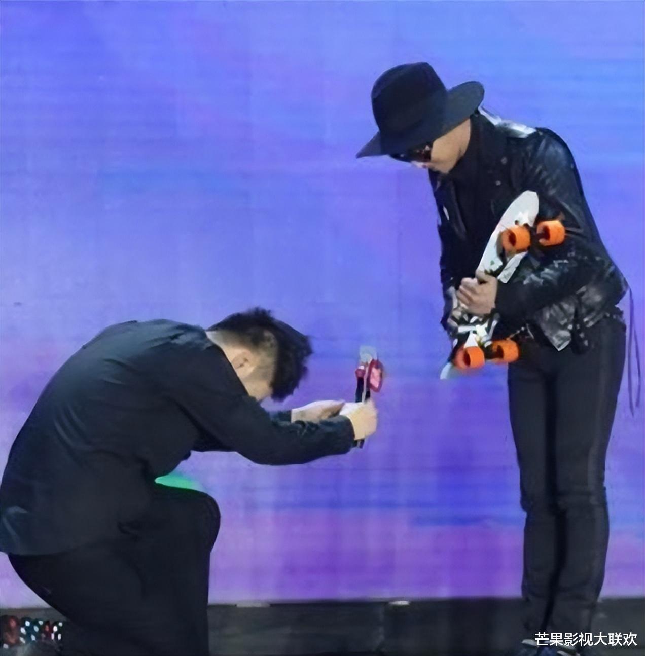 李玟|国家终于出手了！5个综艺节目被强制停播，没一个值得同情！