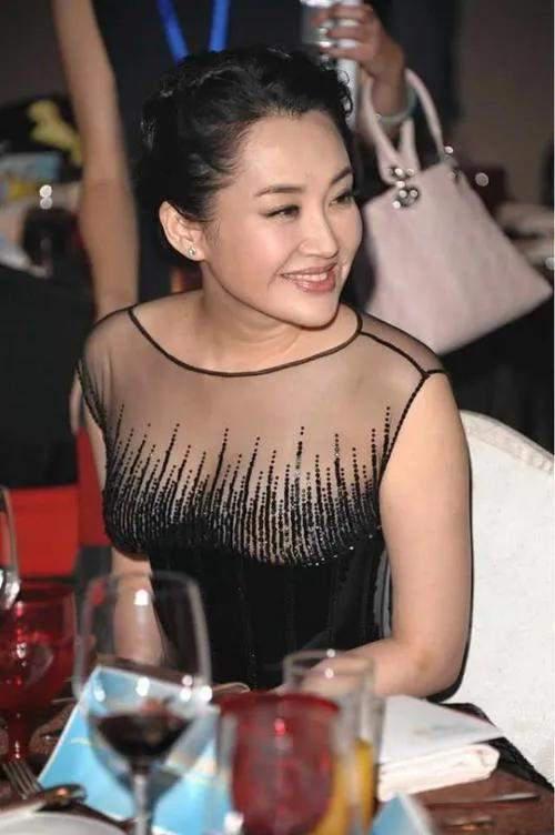 许晴：挡不住，此女很骚！