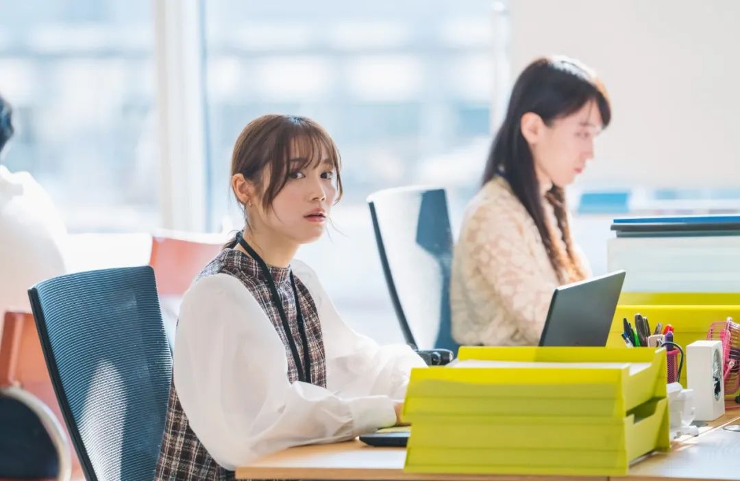 日本|一不高兴就辞职的00后,日本正在拼命挽留